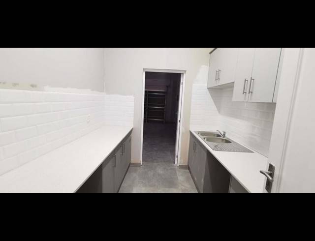 3 BEDROOM TOWNHOUSE FOR SALE IN ISLAND VIEW